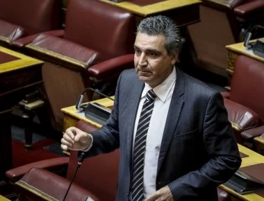 Βουλευτής της Ένωσης Κεντρώων: «Δεν είδα να έχει μαζί του όπλο ο Ι.Σαββίδης»